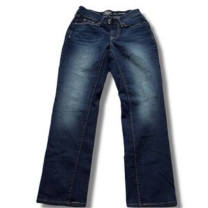 84 Levi’s Stratus Curves Straight Jeans – Size 26 | Dark Wash Denim | Mid Rise |